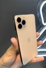 گوشی استوک اپل مدل iphone11 pro با حافظه 256 و رم 4