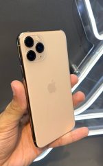 گوشی استوک اپل مدل iphone11 pro با حافظه 256 و رم 4