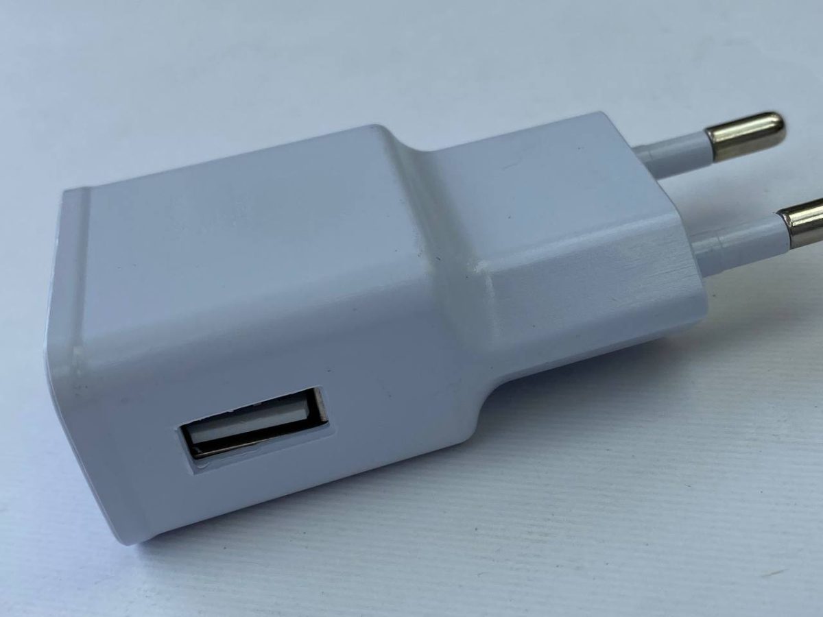 شارژر دیواری سامسونگ به همراه کابل تبدیل microUSB